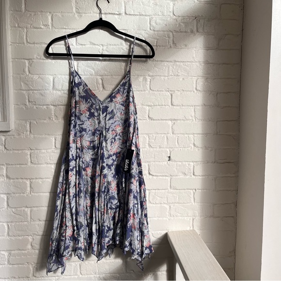 Never worn Lulus For Always Floral Dress - Picture 12 of 16